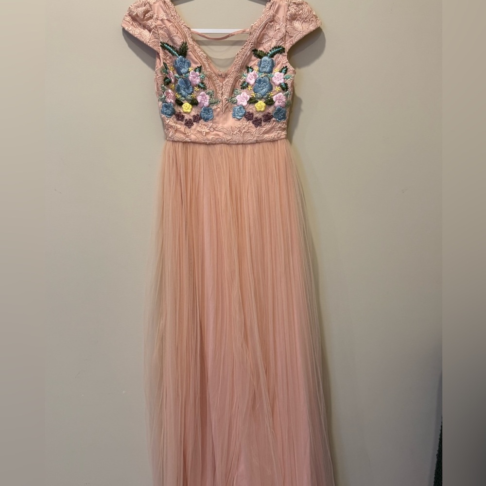 Elegant Pink Floral Embroidered Maxi Dress